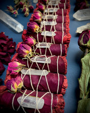 Load image into Gallery viewer, Dragon&#39;s Blood &amp; Rose Bud Burn Bundle